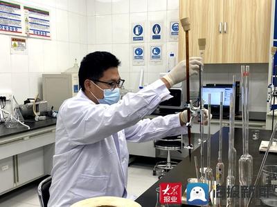 青島企業(yè)以“膜法”撬動(dòng)藍(lán)色經(jīng)濟(jì) 日產(chǎn)十萬噸級(jí)海水淡化與資源再生利用新突破